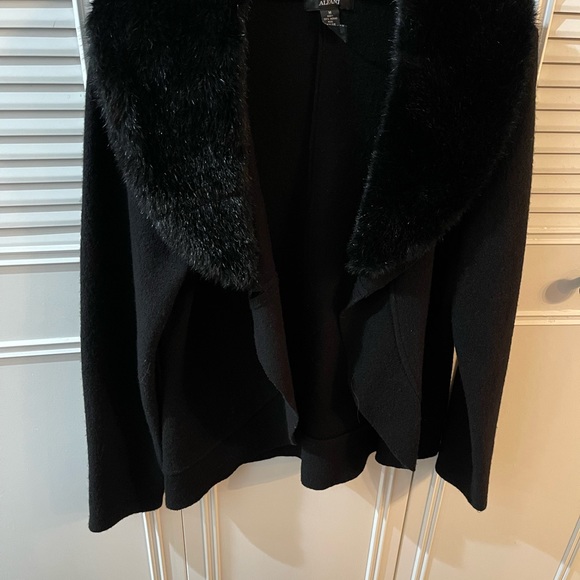 Alfani Black Cardigan Jacket With Faux Fur Collar. - Picture 7 of 7